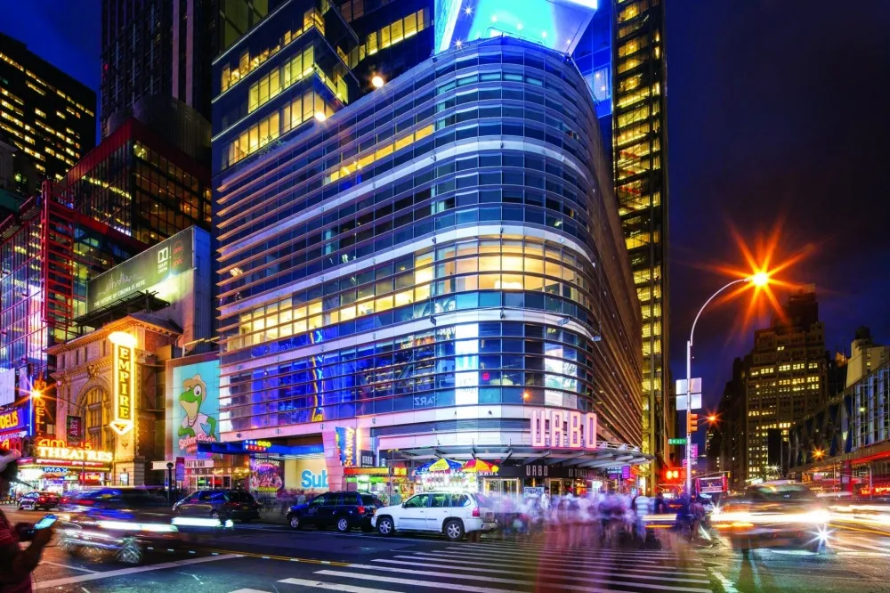 Eleven Times Square Aquarium